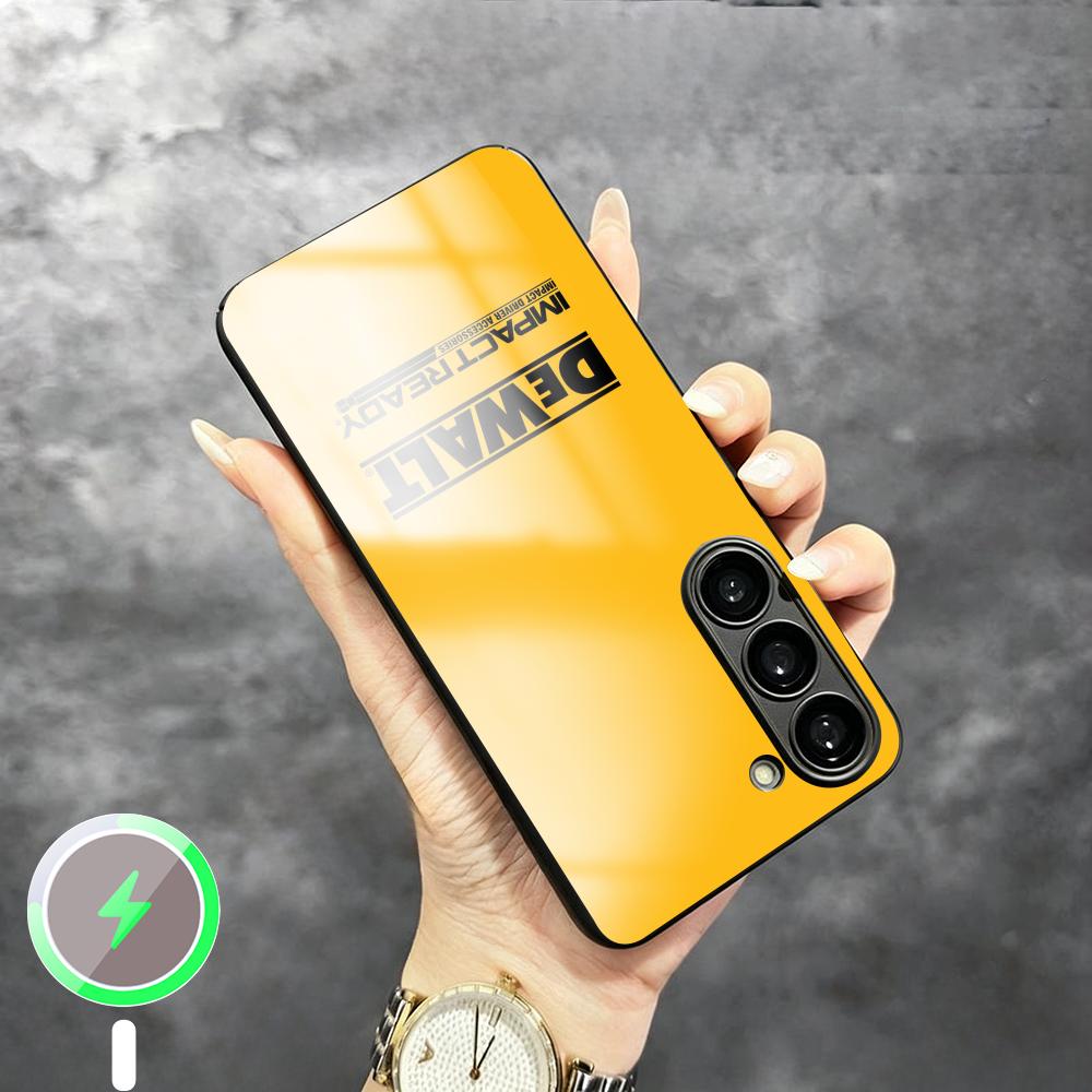 Phone Cases Designer - غطاء هاتف بتصميم ديوالت أنيق وعصري