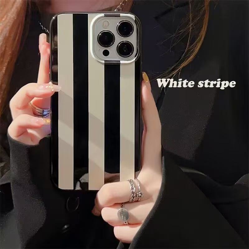 Phone Cases Designer - غطاء هاتف بتصميم فني مميز وخطوط