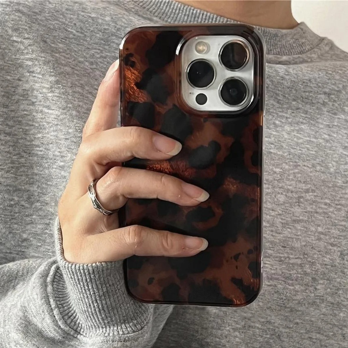 غطاء هاتف بتصميم كهرماني عتيق  - مراجعة Phone Cases Xs Max وسعره