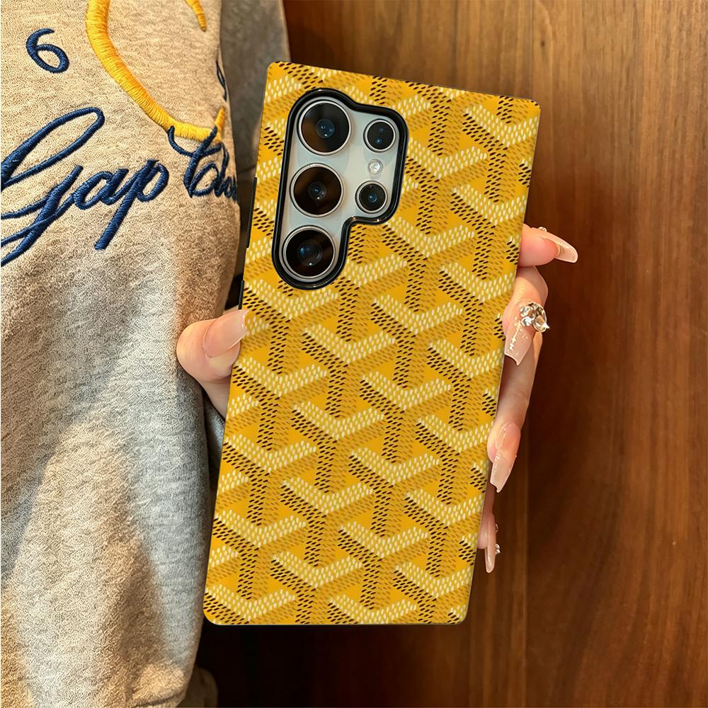 غطاء هاتف فاخر بتصميم أنيق من  - مراجعة Phone Cases Designer وسعره
