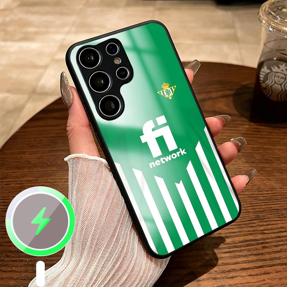 غطاء هاتف فاخر بتصميم نادي بيت - مراجعة Phone Cases Designer وسعره